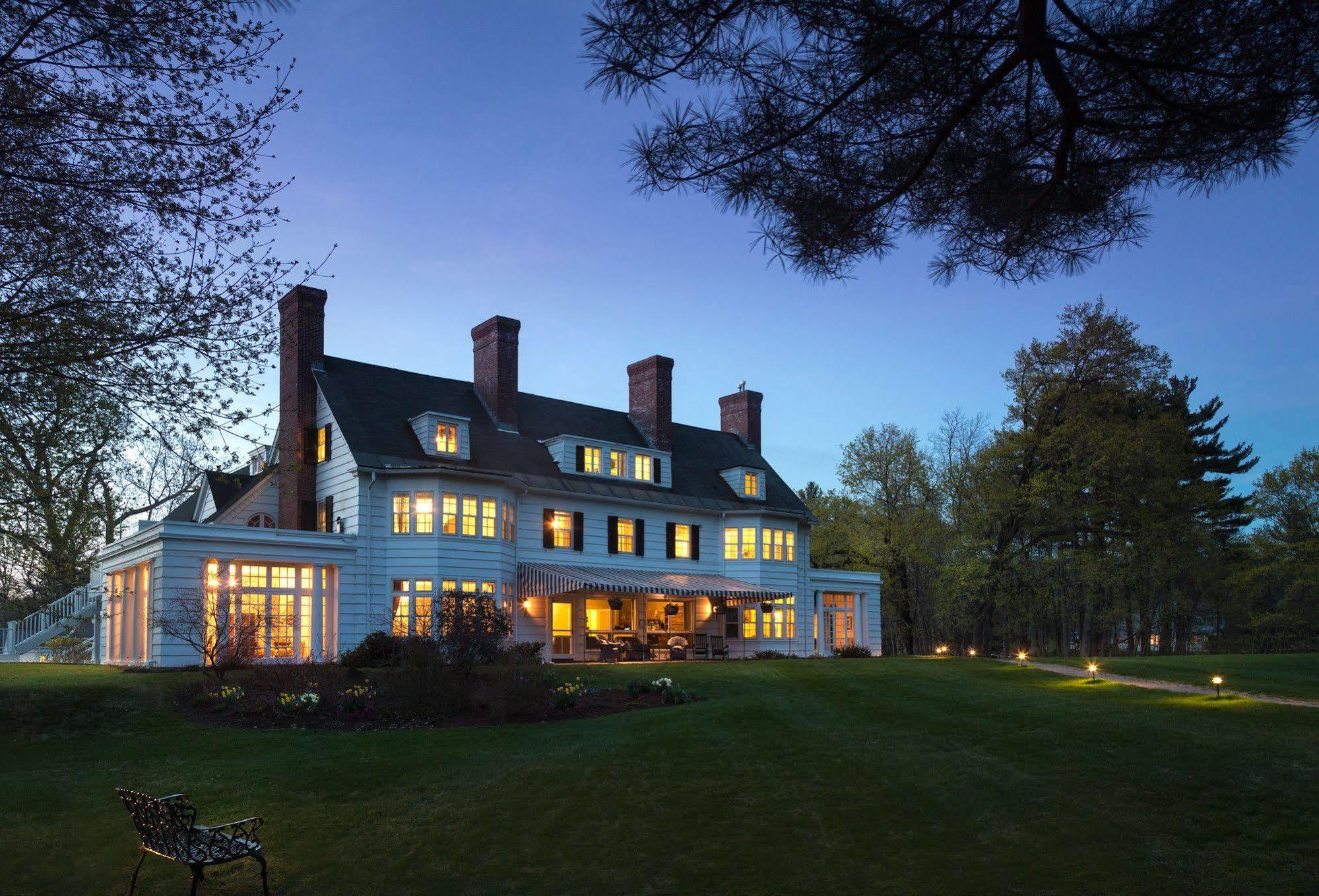 Four Chimneys Inn Bennington Ngoại thất bức ảnh